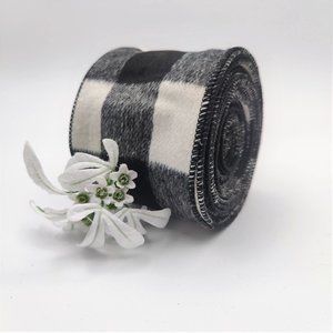 Buffalo Plaid Flannel Ribbon Wired Edge 25 Ft 3.5"  Black White Check Fuzzy